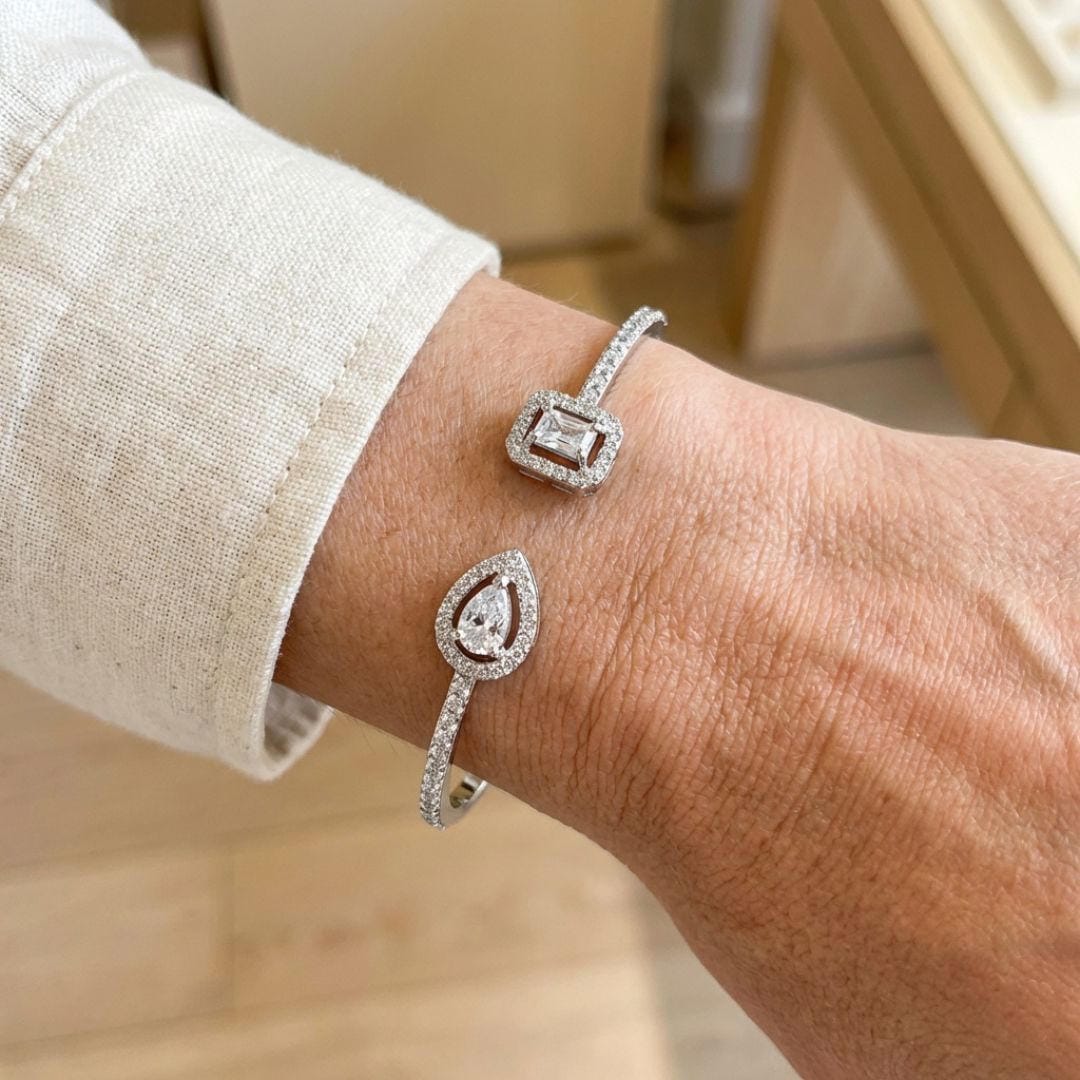 Bracciale Rigido Aperto Dorato a Due Pietre