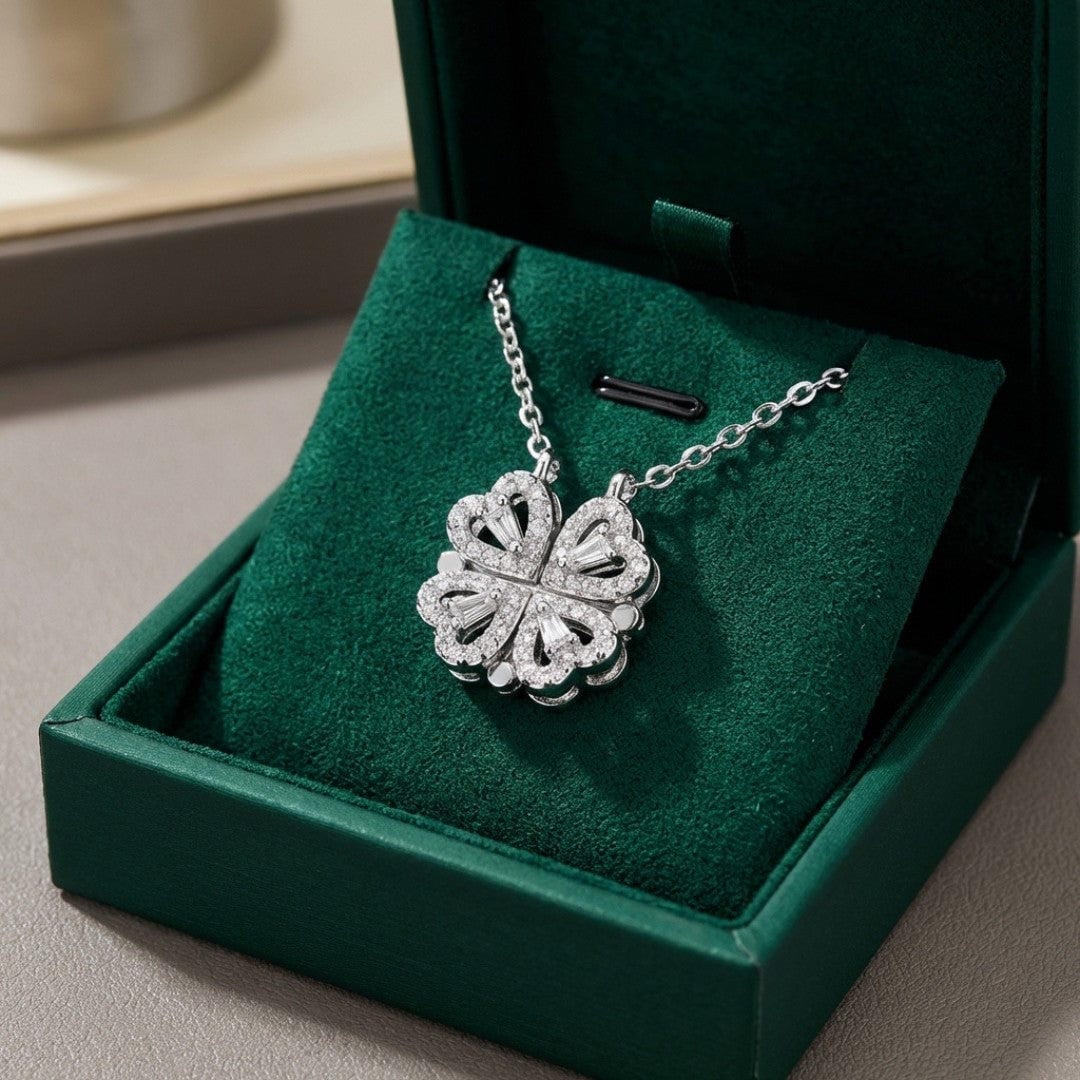 Collana Trifoglio Dorata con Ciondolo Cuore in Pietra di Zircone
