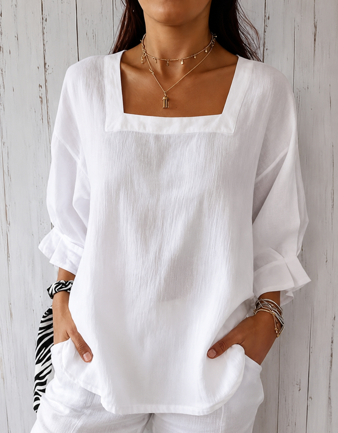 Camicia Elegante con Scollo Quadrato – Sofia