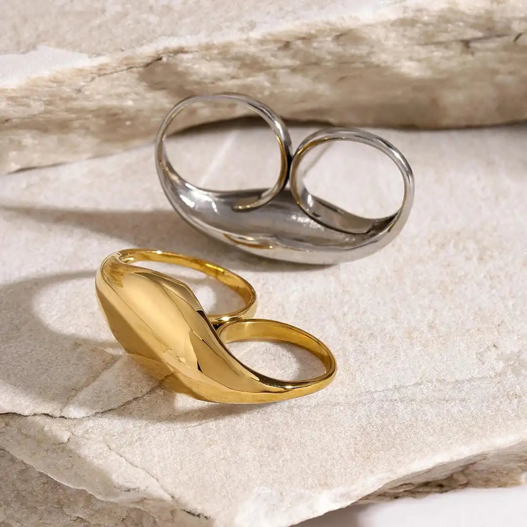 Anello Doppio Dorato Senza Tempo