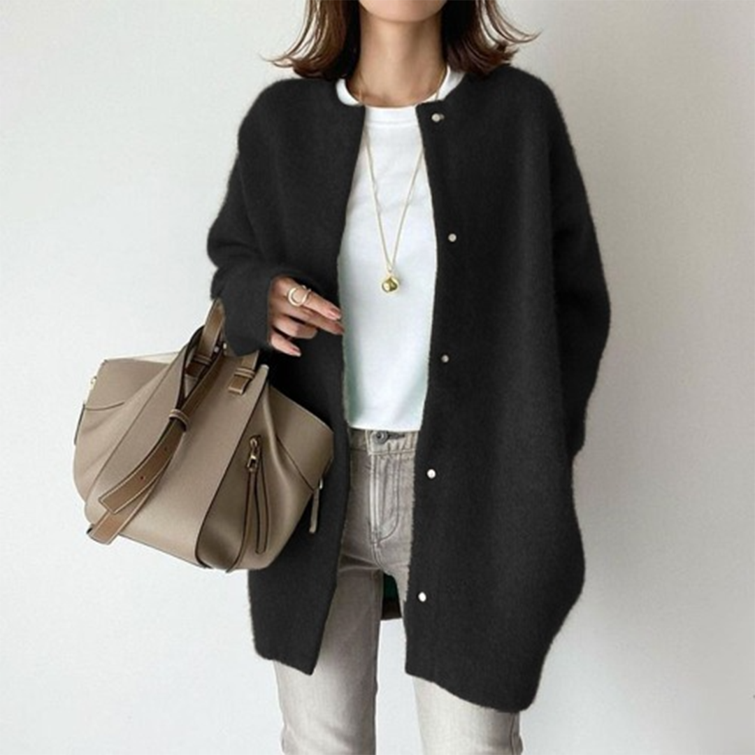 Alicia | Cardigan Lungo in Maglia Morbida
