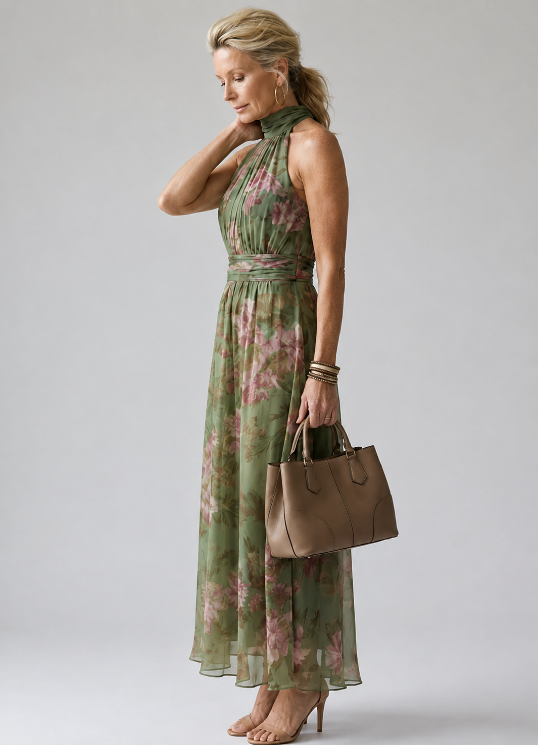Mirelle™ – Elegante Floreale con Collo Alto