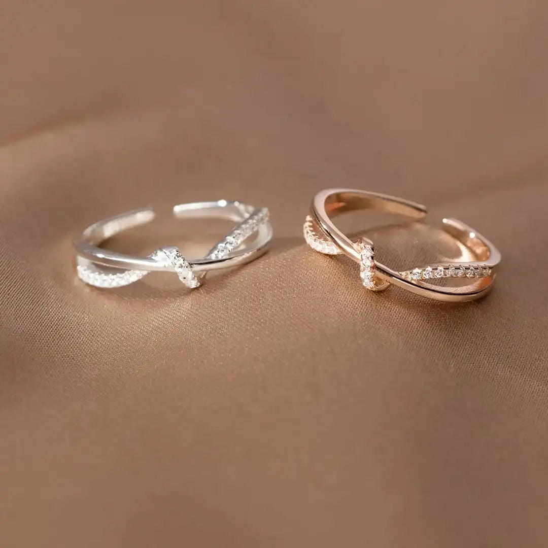 Anello Classico Croce e Nodo