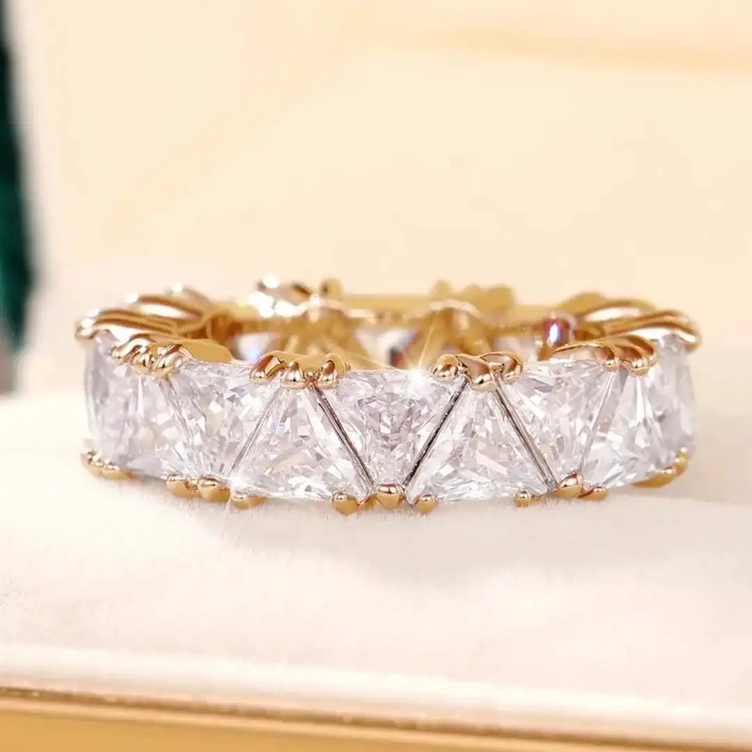 Anello Pietra Triangolo Vintage