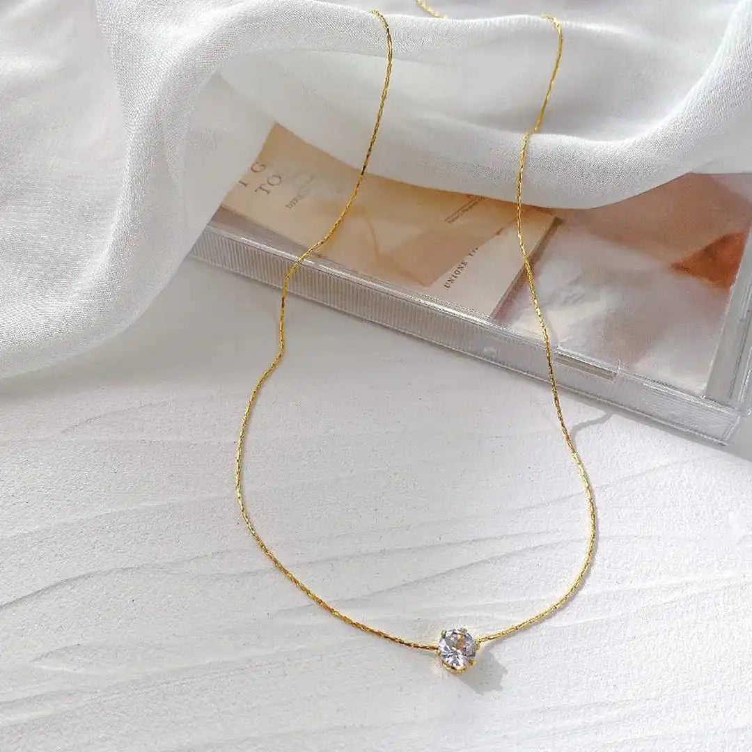 Collana Pendente Solitario Delicato