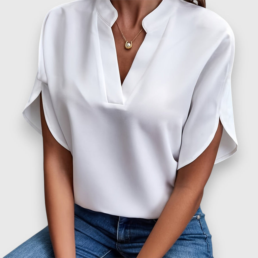 Amanda Elegant Chiq Blouse