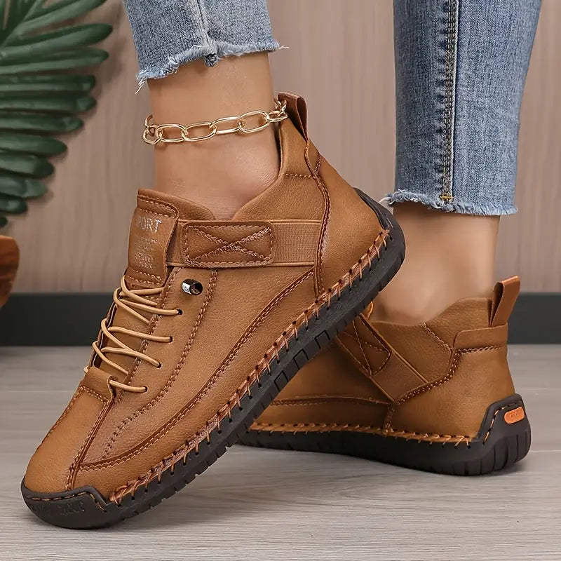 Rosie™ | Sneaker