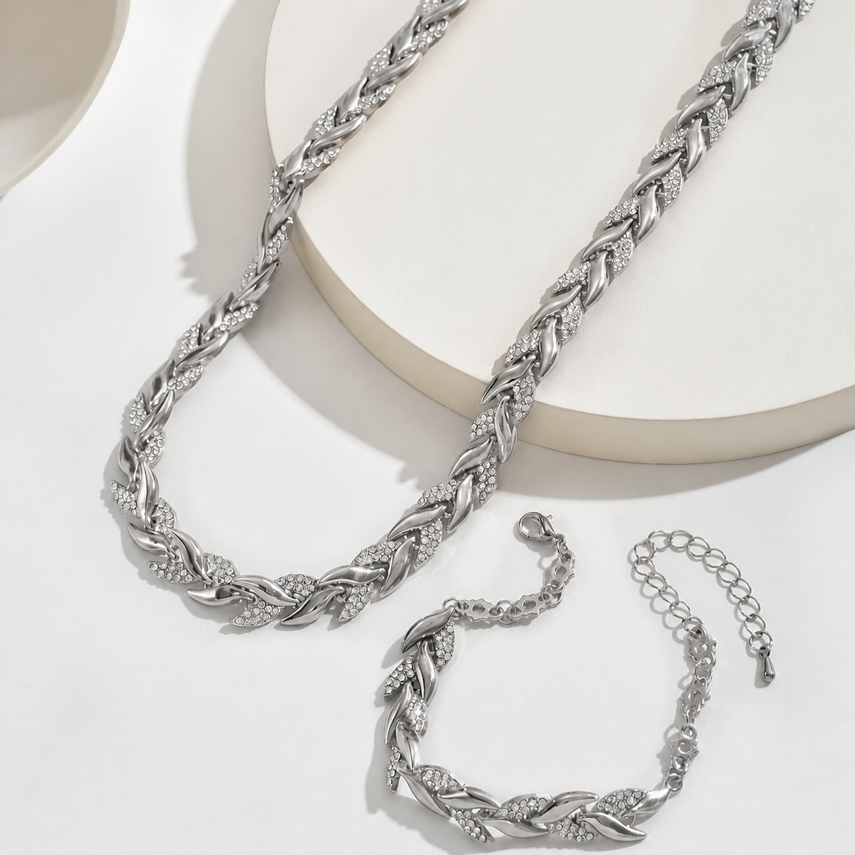 Set Fish Tail Elegante in Vetro e Strass